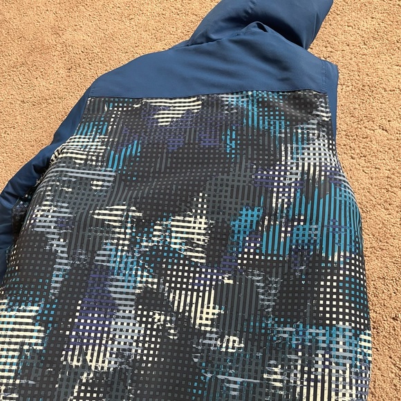 Roebuck &  Co Large Boys Winter Coat - Picture 4 of 10